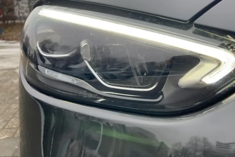 Mercedes-Benz C 300 (Clasa C) din 2023 cu 70.757 km - oferta MER230037 - foto 17