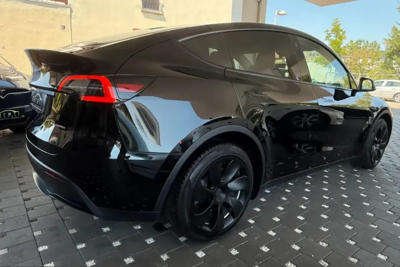 Tesla Model Y din 2023 cu 37.000 km - oferta TES230041 - foto 5