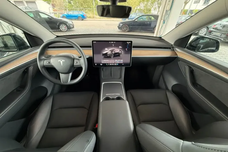 Tesla Model Y din 2023 cu 37.000 km - oferta TES230041 - foto 7