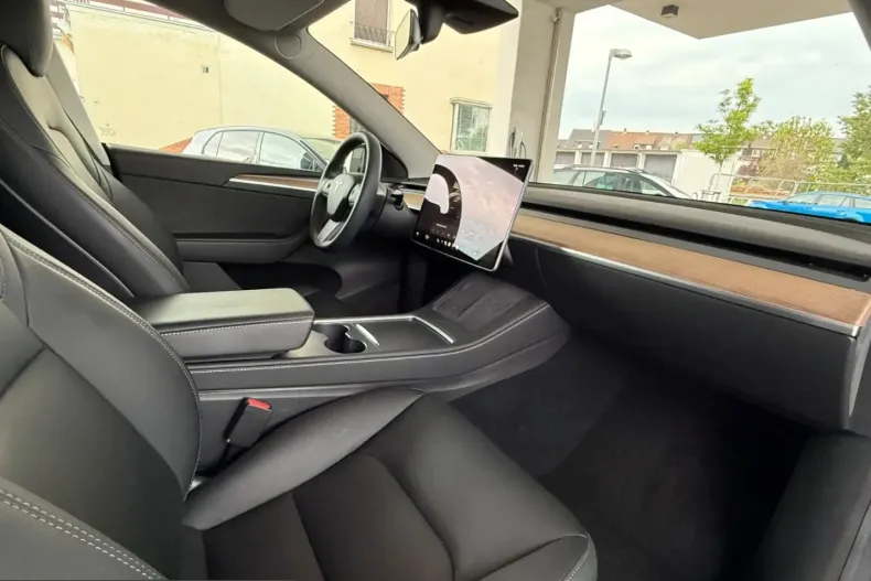 Tesla Model Y din 2023 cu 37.000 km - oferta TES230041 - foto 8