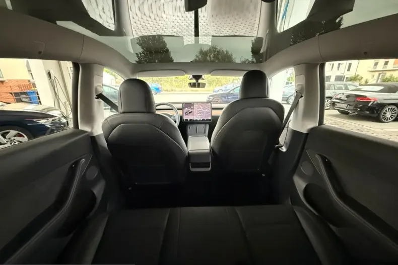 Tesla Model Y din 2023 cu 37.000 km - oferta TES230041 - foto 9