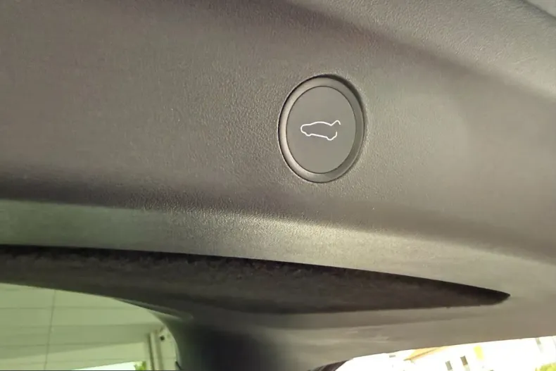 Tesla Model Y din 2023 cu 37.000 km - oferta TES230041 - foto 23