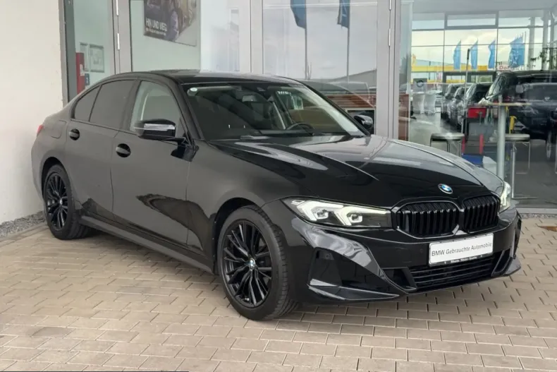 BMW 320 (Seria 3) din 2023 cu 32.206 km - oferta BMW230042 - foto 2
