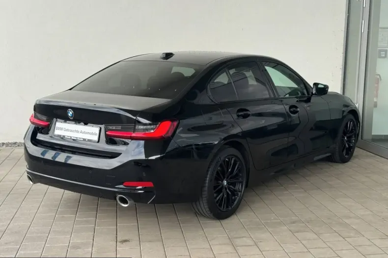 BMW 320 (Seria 3) din 2023 cu 32.206 km - oferta BMW230042 - foto 3