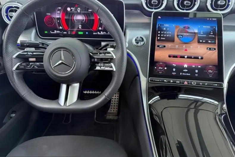 Mercedes-Benz GLC 300 (Clasa GLC) din 2025 cu 13.900 km - oferta MER230046 - foto 12