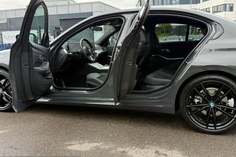 BMW 320 (Seria 3) din 2024 cu 28.500 km - oferta BMW230048 - foto 18
