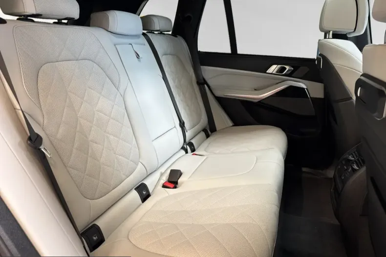 BMW X5 (Seria X) din 2025 cu 15.330 km - oferta BMW230050 - foto 11