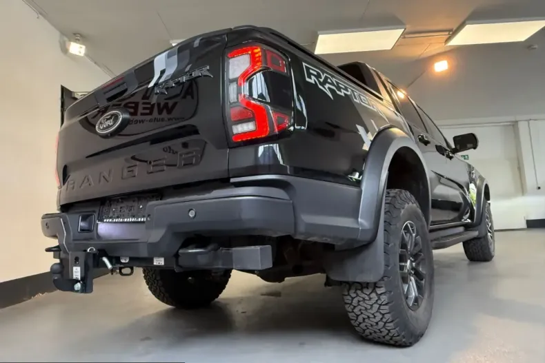 Ford Raptor din 2025 cu 12.500 km - oferta FOR230054 - foto 7
