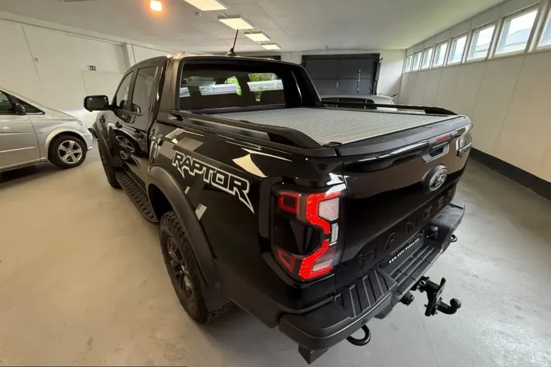 Ford Raptor din 2025 cu 12.500 km - oferta FOR230054 - foto 9