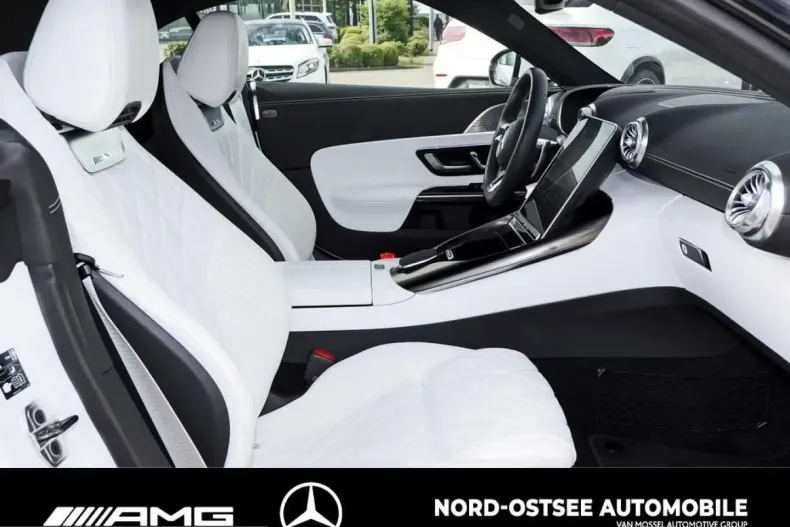 Mercedes-Benz SL 63 AMG (Clasa SL) din 2024 cu 8.032 km - oferta MER230068 - foto 12