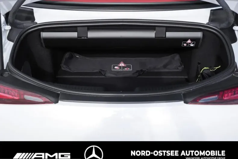 Mercedes-Benz SL 63 AMG (Clasa SL) din 2024 cu 8.032 km - oferta MER230068 - foto 14