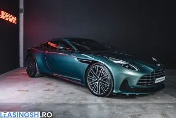 Aston Martin DB12 din 2024 - oferta AST230085