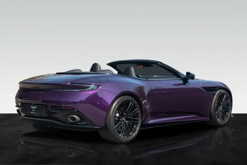 Aston Martin DB12 din 2024 cu 17.900 km - oferta AST230086 - foto 3