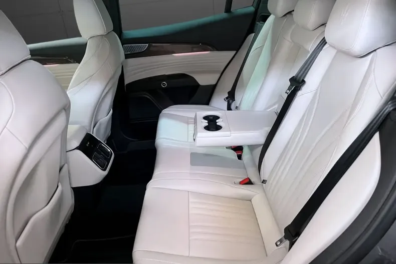Maserati Grecale din 2023 cu 29.126 km - oferta MAS230087 - foto 14