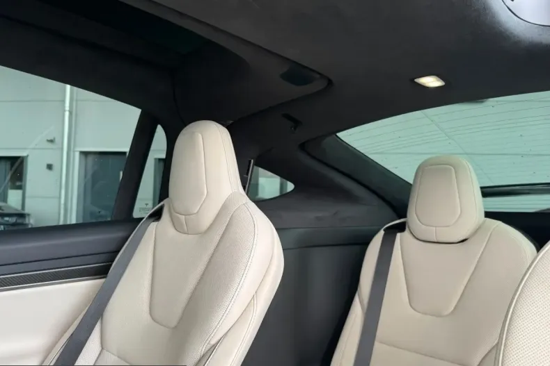 Tesla Model X din 2023 cu 63.011 km - oferta TES230089 - foto 2
