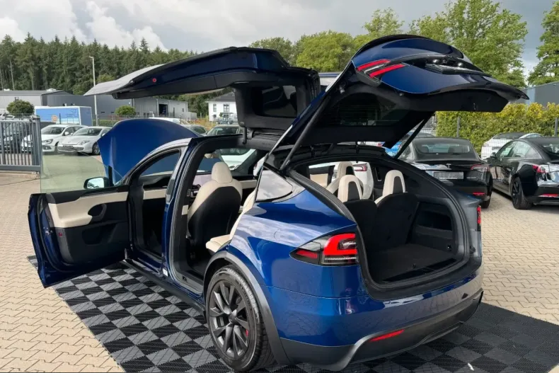 Tesla Model X din 2023 cu 63.011 km - oferta TES230089 - foto 11