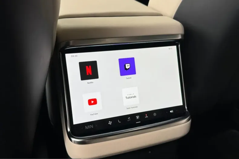 Tesla Model X din 2023 cu 63.011 km - oferta TES230089 - foto 30