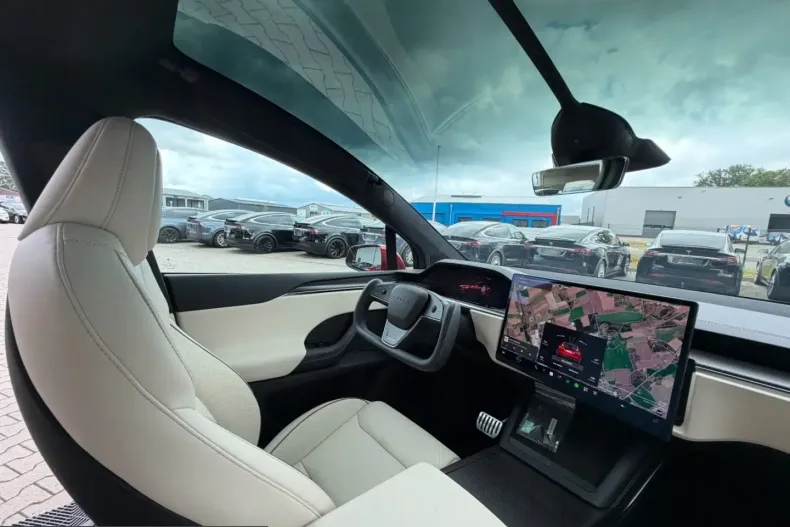 Tesla Model X din 2023 cu 69.888 km - oferta TES230092 - foto 2