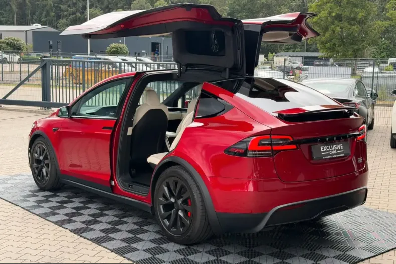 Tesla Model X din 2023 cu 69.888 km - oferta TES230092 - foto 8