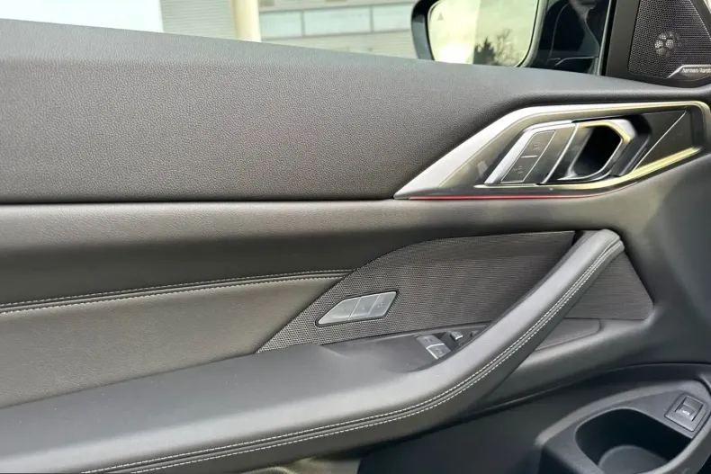 BMW M4 (Seria 4) din 2023 cu 53.900 km - oferta BMW230093 - foto 18