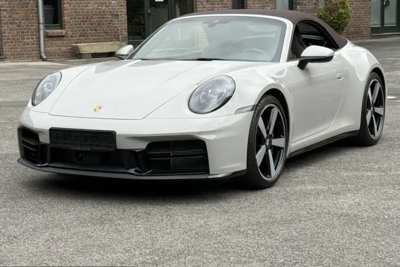Porsche 992 din 2025 cu 7.400 km - oferta POR230096 - foto 3