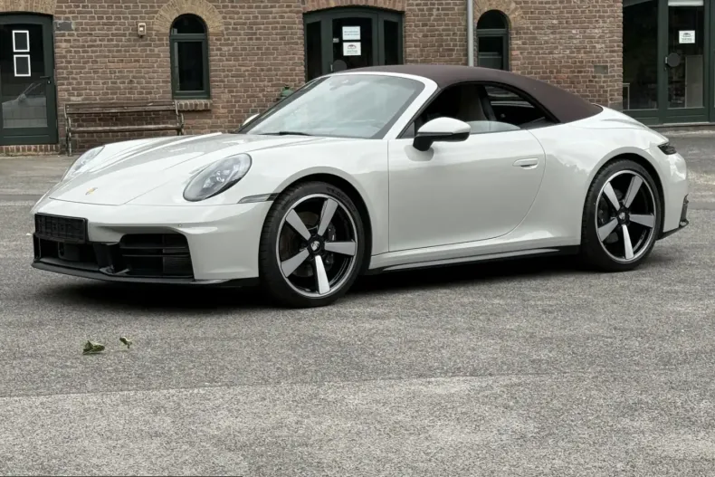 Porsche 992 din 2025 cu 7.400 km - oferta POR230096 - foto 5