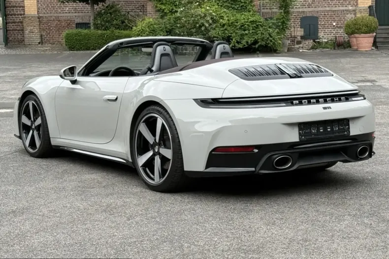 Porsche 992 din 2025 cu 7.400 km - oferta POR230096 - foto 27