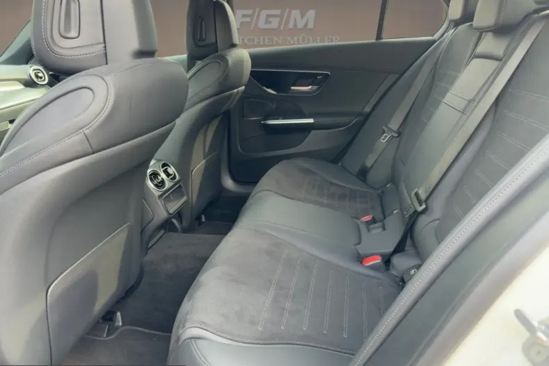 Mercedes-Benz C 180 (Clasa C) din 2025 cu 17.183 km - oferta MER230100 - foto 7