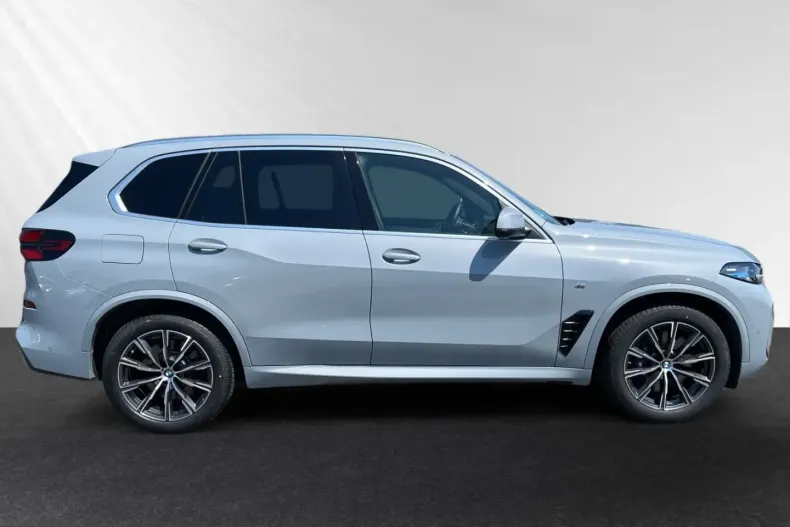 BMW X5 (Seria X) din 2025 cu 13.652 km - oferta BMW230106 - foto 2