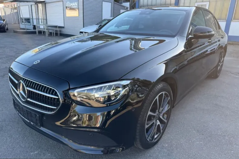 Mercedes-Benz E 200 (Clasa E) din 2023 cu 65.500 km - oferta MER230108 - foto 6