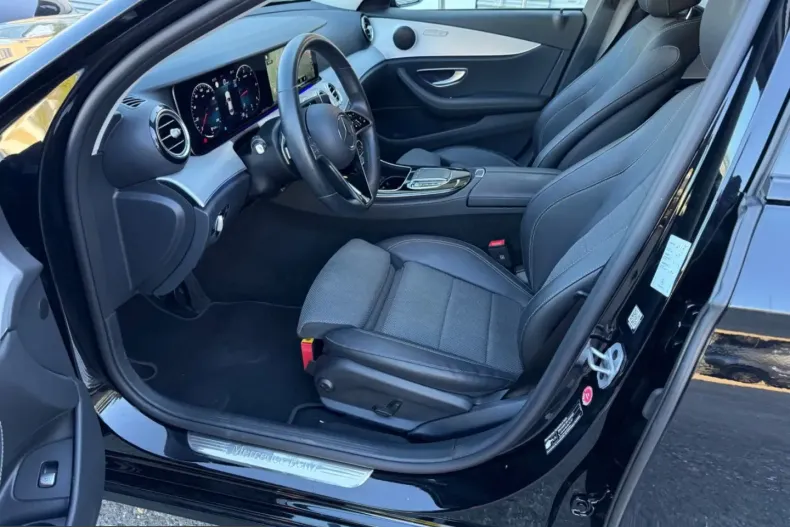 Mercedes-Benz E 200 (Clasa E) din 2023 cu 65.500 km - oferta MER230108 - foto 11