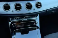 Mercedes-Benz E 200 (Clasa E) din 2023 cu 65.500 km - oferta MER230108 - foto 17