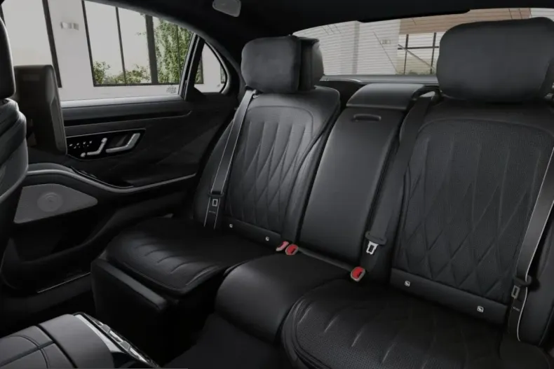 Mercedes-Benz S 63 AMG (Clasa S) din 2025 cu 5.854 km - oferta MER230109 - foto 10