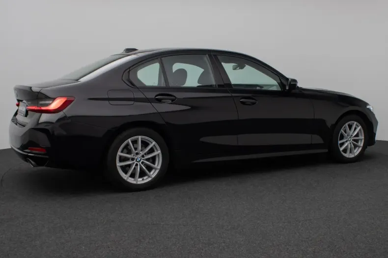 BMW 318i (Seria 3) din 2024 cu 37.557 km - oferta BMW230110 - foto 6