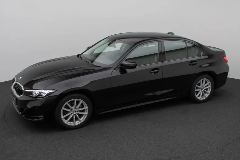 BMW 318i (Seria 3) din 2024 cu 37.557 km - oferta BMW230110 - foto 12