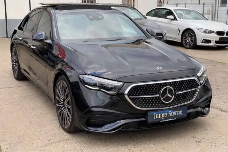 Mercedes-Benz E 220 (Clasa E) din 2024 cu 33.192 km - oferta MER230113 - foto 3