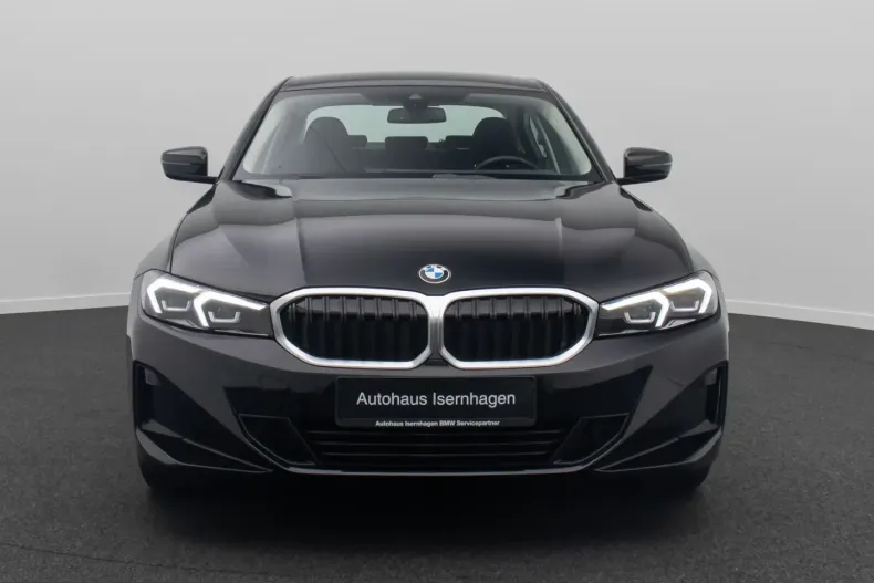 BMW 318i (Seria 3) din 2024 cu 36.904 km - oferta BMW230123 - foto 2