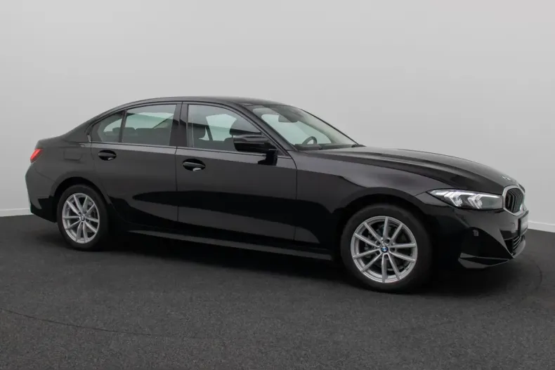 BMW 318i (Seria 3) din 2024 cu 36.904 km - oferta BMW230123 - foto 4