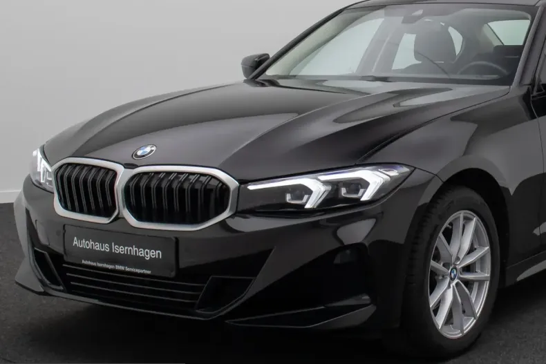 BMW 318i (Seria 3) din 2024 cu 36.904 km - oferta BMW230123 - foto 15