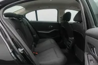 BMW 318i (Seria 3) din 2024 cu 36.904 km - oferta BMW230123 - foto 25