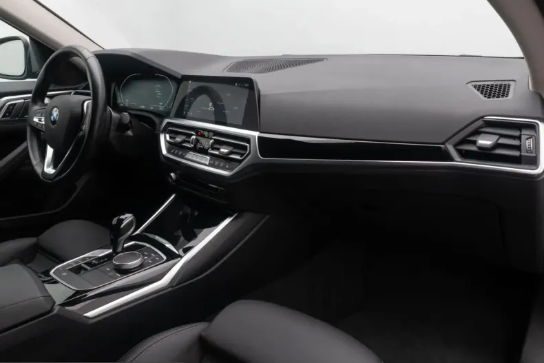 BMW 420d (Seria 4) din 2022 cu 49.399 km - oferta BMW230127 - foto 24