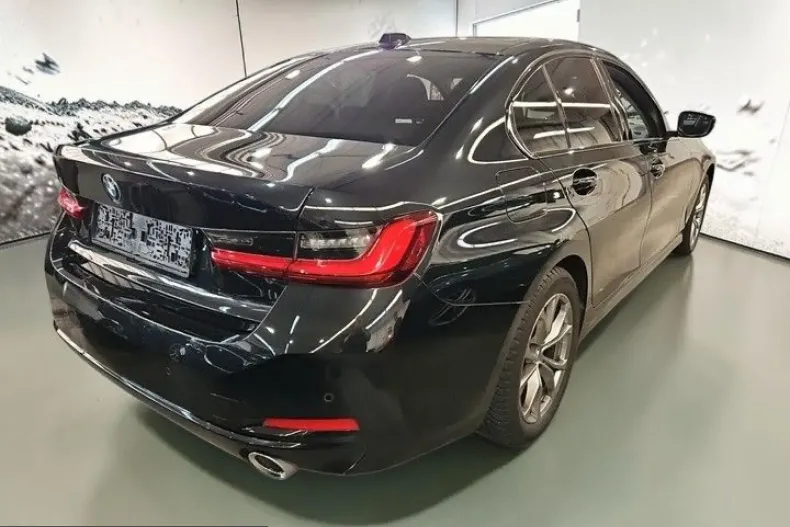BMW 320 (Seria 3) din 2023 cu 55.000 km - oferta BMW230128 - foto 5