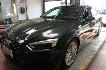 Audi A5 din 2023 - oferta AUD230130