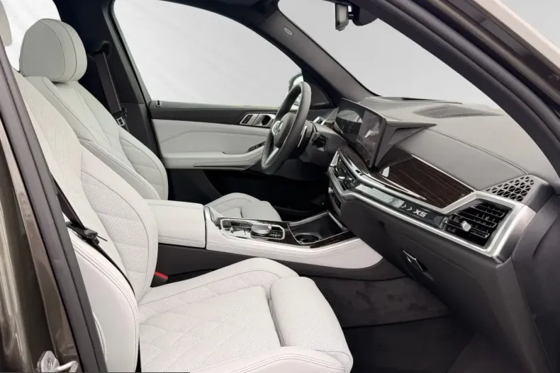 BMW X5 (Seria X) din 2025 cu 9.800 km - oferta BMW230134 - foto 7