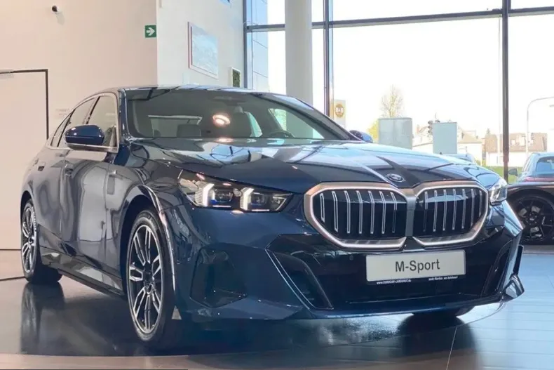 BMW 550 (Seria 5) din 2024 cu 24.978 km - oferta BMW230147 - foto 3