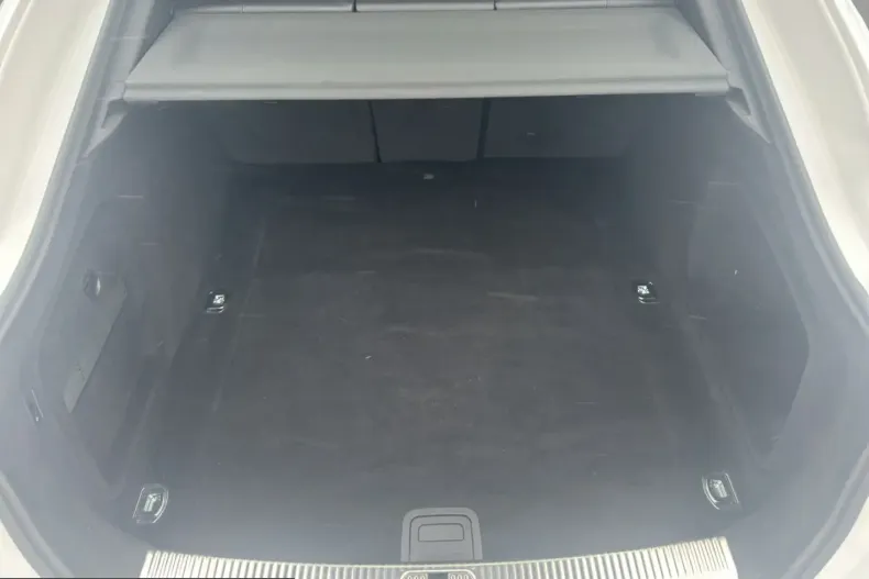 Audi A5 din 2023 cu 42.869 km - oferta AUD230154 - foto 18