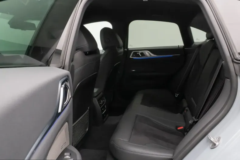 BMW 420i (Seria 4) din 2023 cu 64.263 km - oferta BMW230156 - foto 25