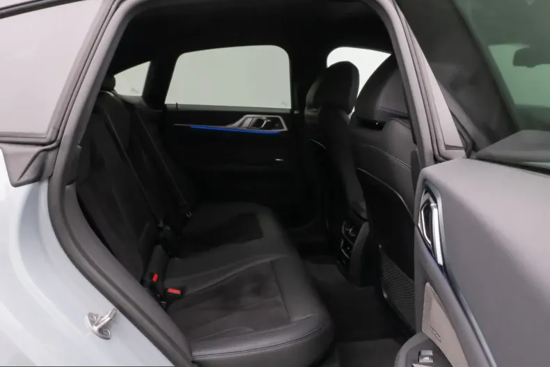 BMW 420i (Seria 4) din 2023 cu 64.263 km - oferta BMW230156 - foto 26