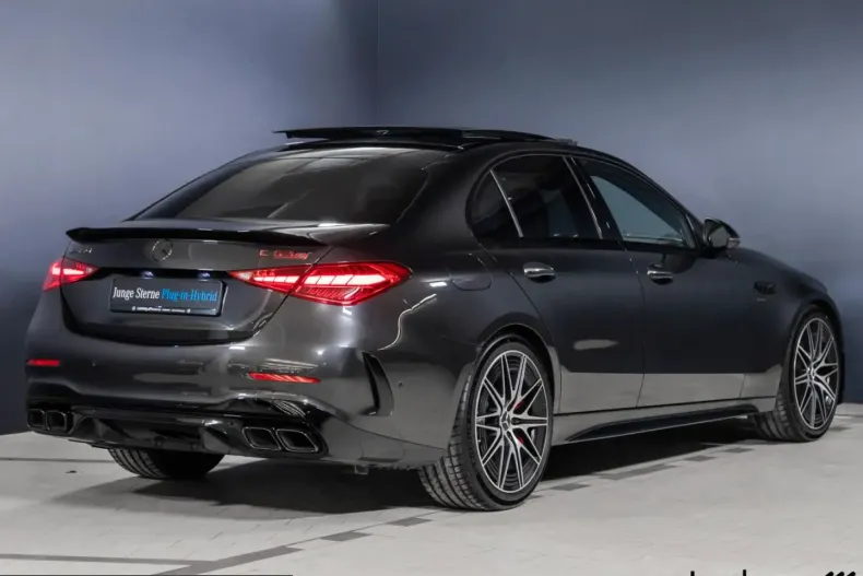 Mercedes-Benz C 63 AMG (Clasa C) din 2025 cu 1.078 km - oferta MER230157 - foto 2