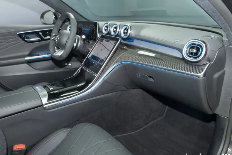Mercedes-Benz C 63 AMG (Clasa C) din 2025 cu 1.078 km - oferta MER230157 - foto 19